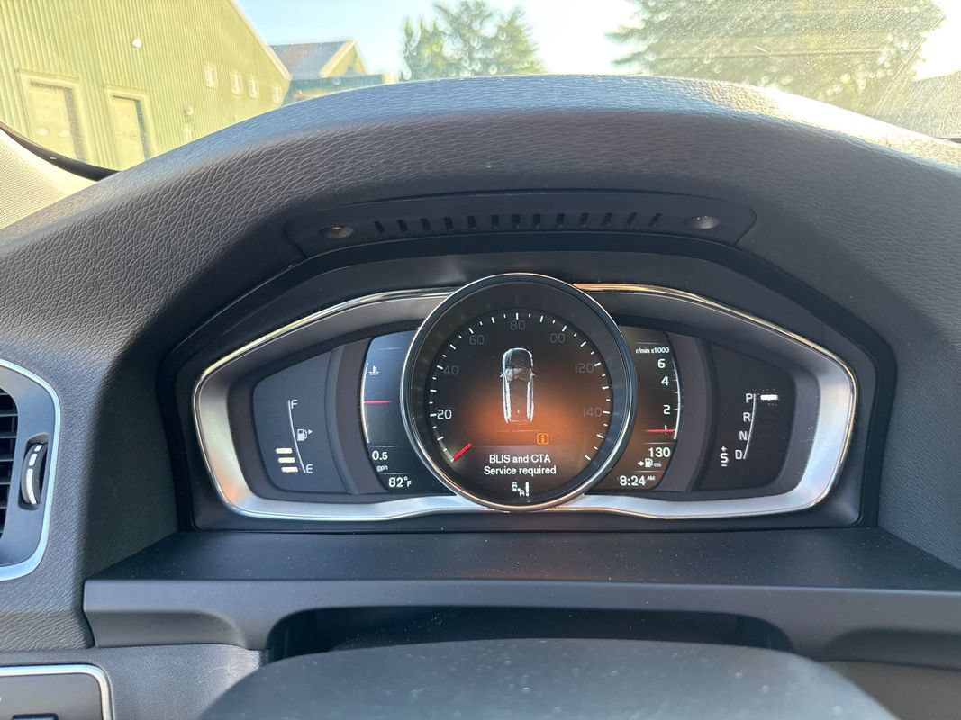 Used 2016 Volvo V60 T5 Cross Country w/ Convenience Package AWD/4WD image 20