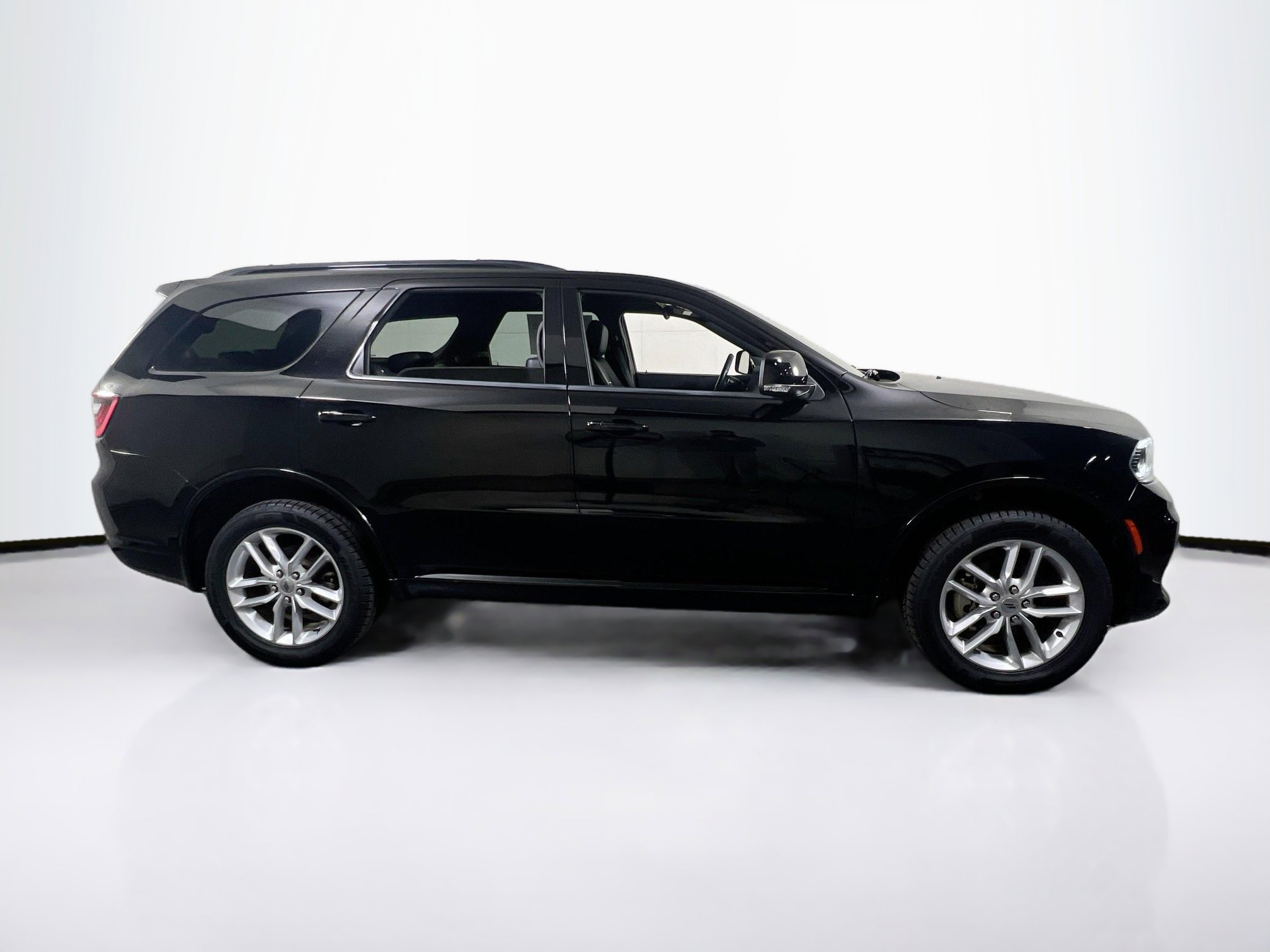Used 2022 Dodge Durango GT image 4