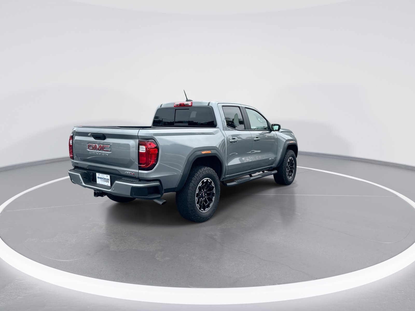 Used 2026 GMC Canyon AT4 w/ Technology Plus Package AWD/4WD image 9