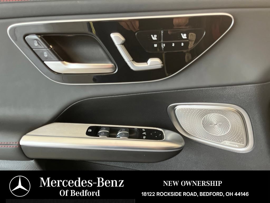 Used 2026 Mercedes-Benz GLC 43 AMG 4MATIC image 12