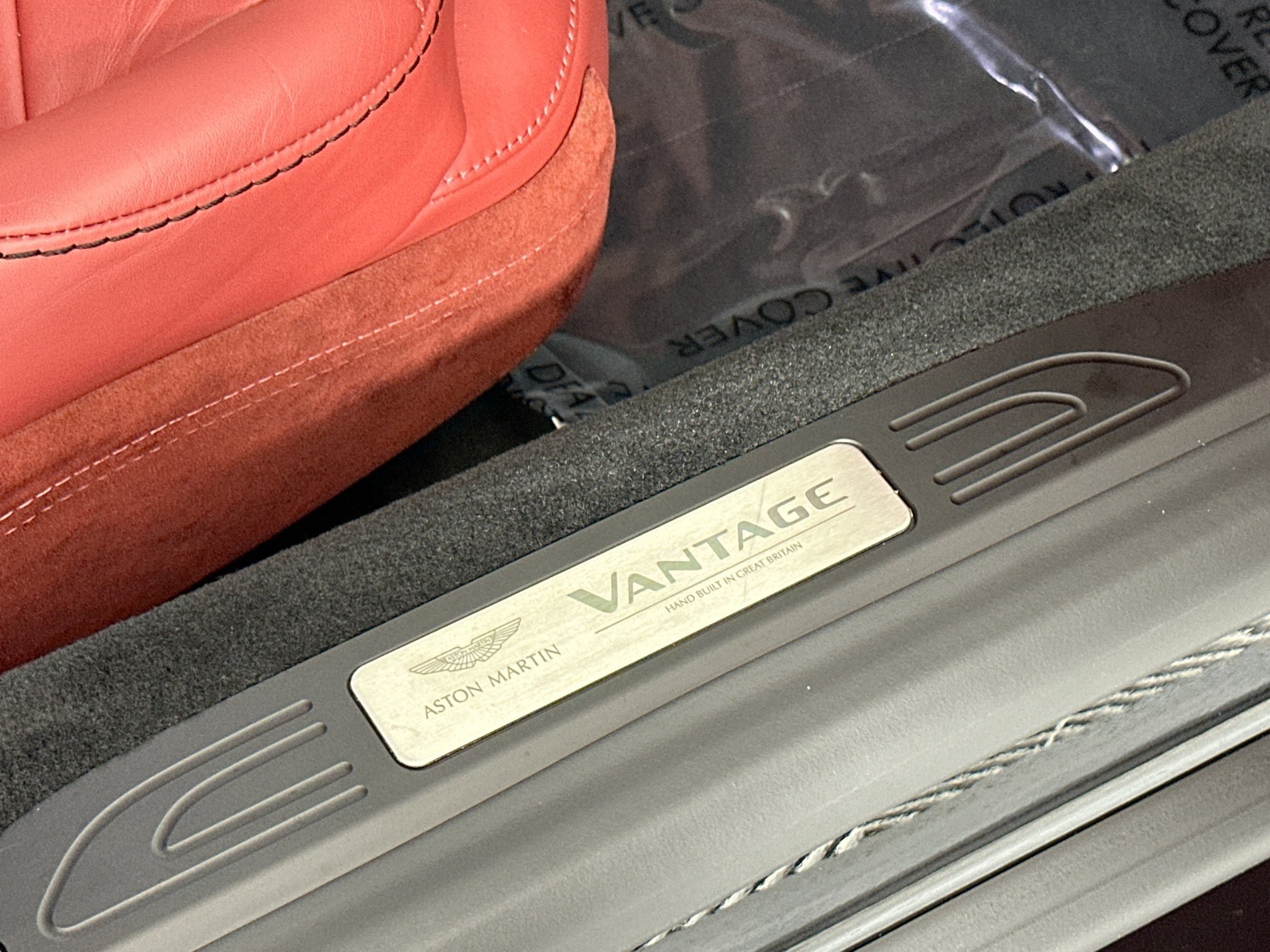 Used 2022 Aston Martin V8 Vantage Roadster image 29