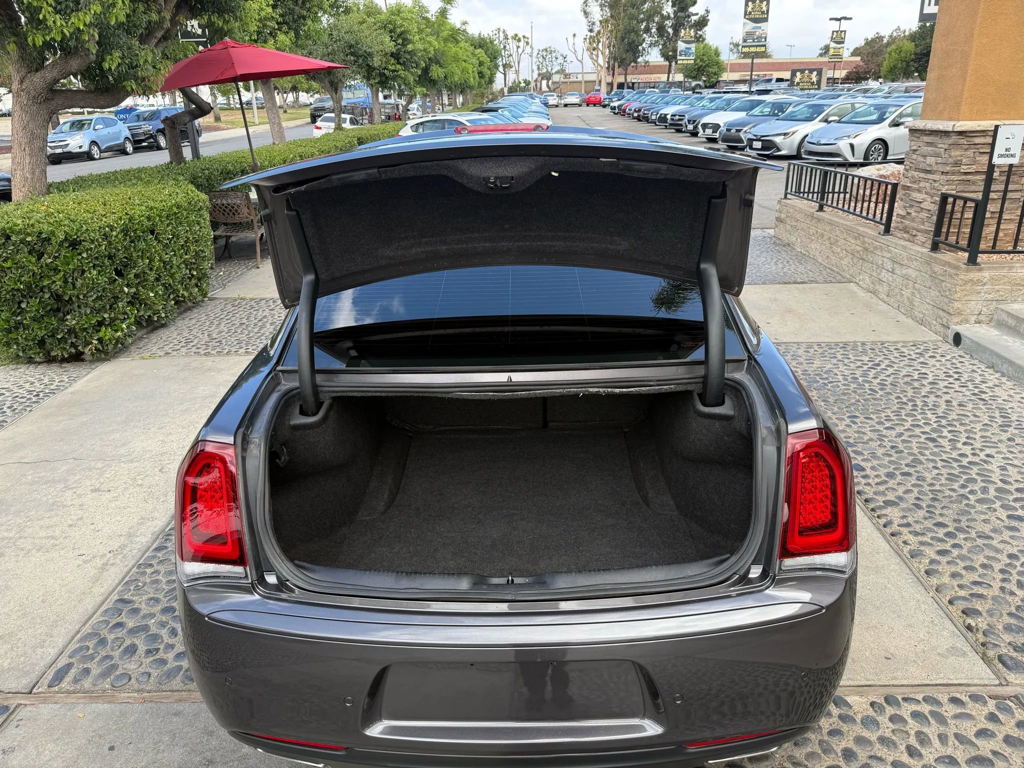 Used 2021 Chrysler 300 S image 12