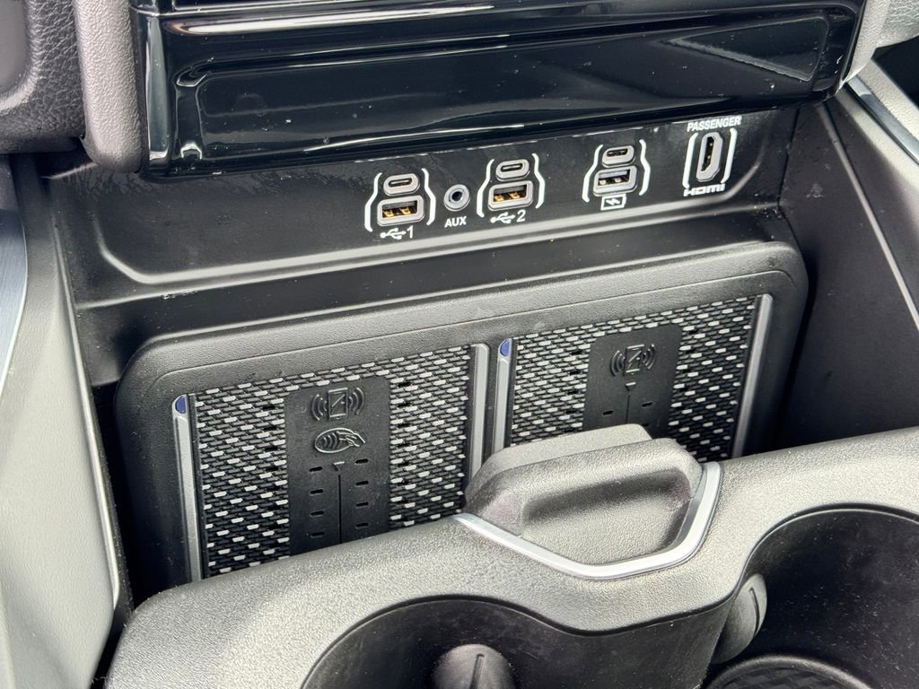 New 2026 RAM 1500 Laramie w/ Night Edition AWD/4WD image 19
