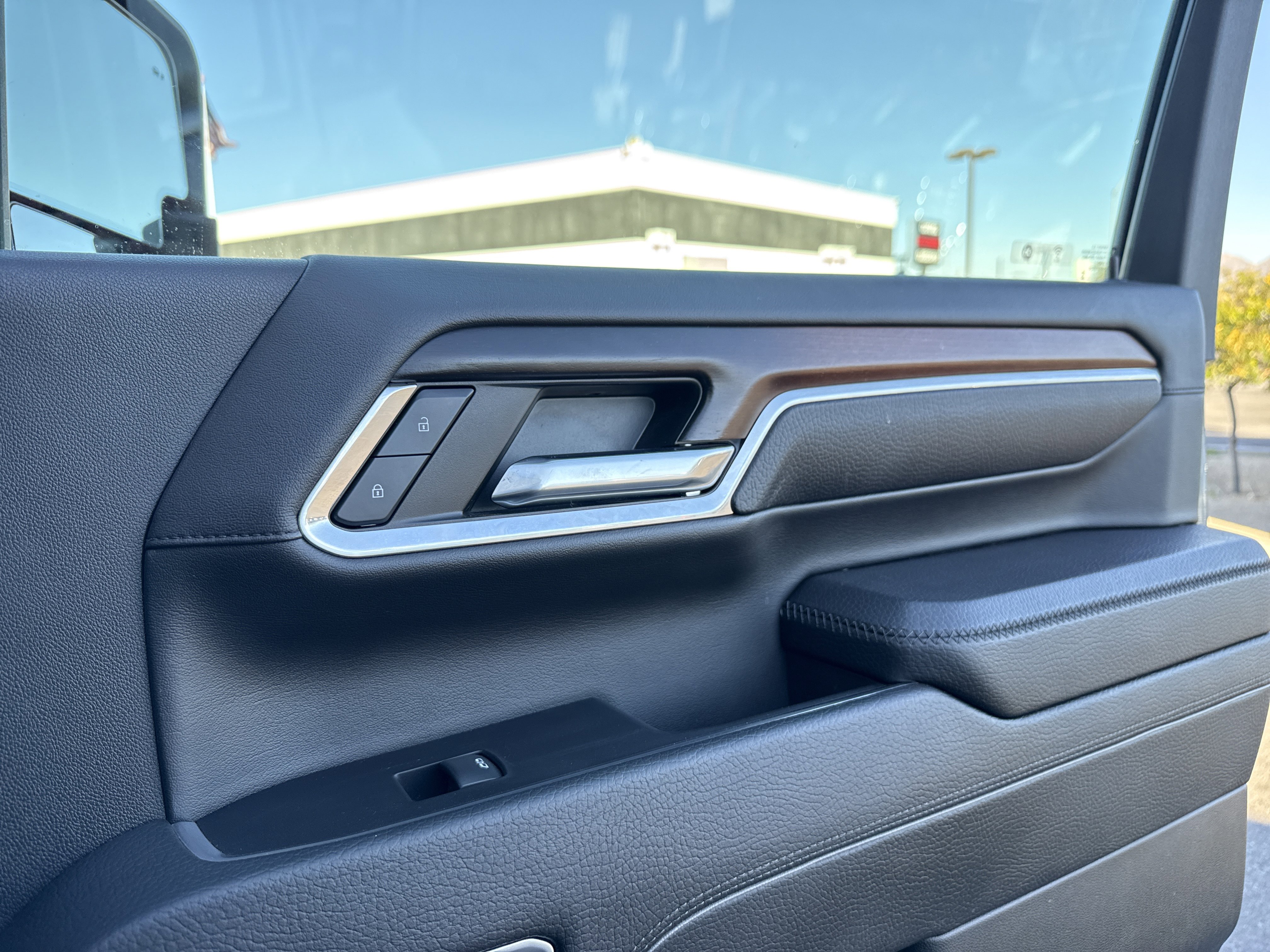 Used 2024 GMC Sierra 3500 Denali w/ Denali Reserve Package image 43