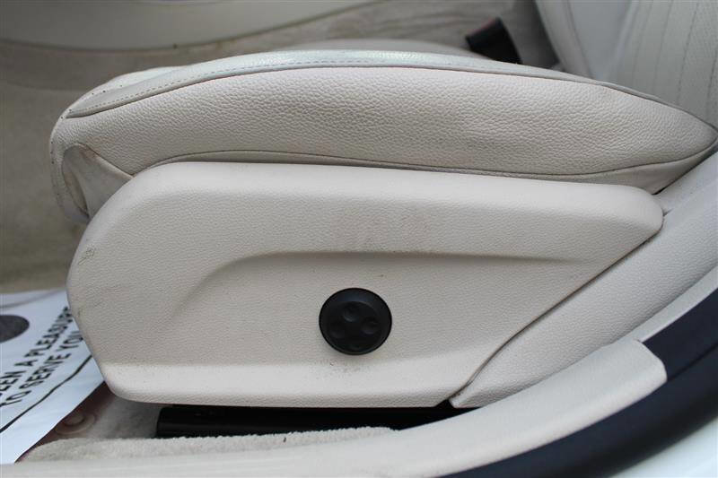 Used 2017 Mercedes-Benz E 300 image 13