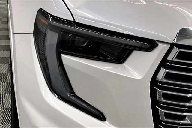 Used 2025 GMC Acadia Denali w/ Super Cruise Package image 34