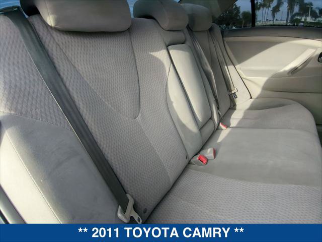 Used 2011 Toyota Camry LE FWD image 20
