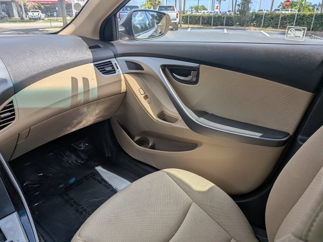 Used 2011 Hyundai Elantra GLS w/ Preferred Equipment Pkg 3 FWD image 17