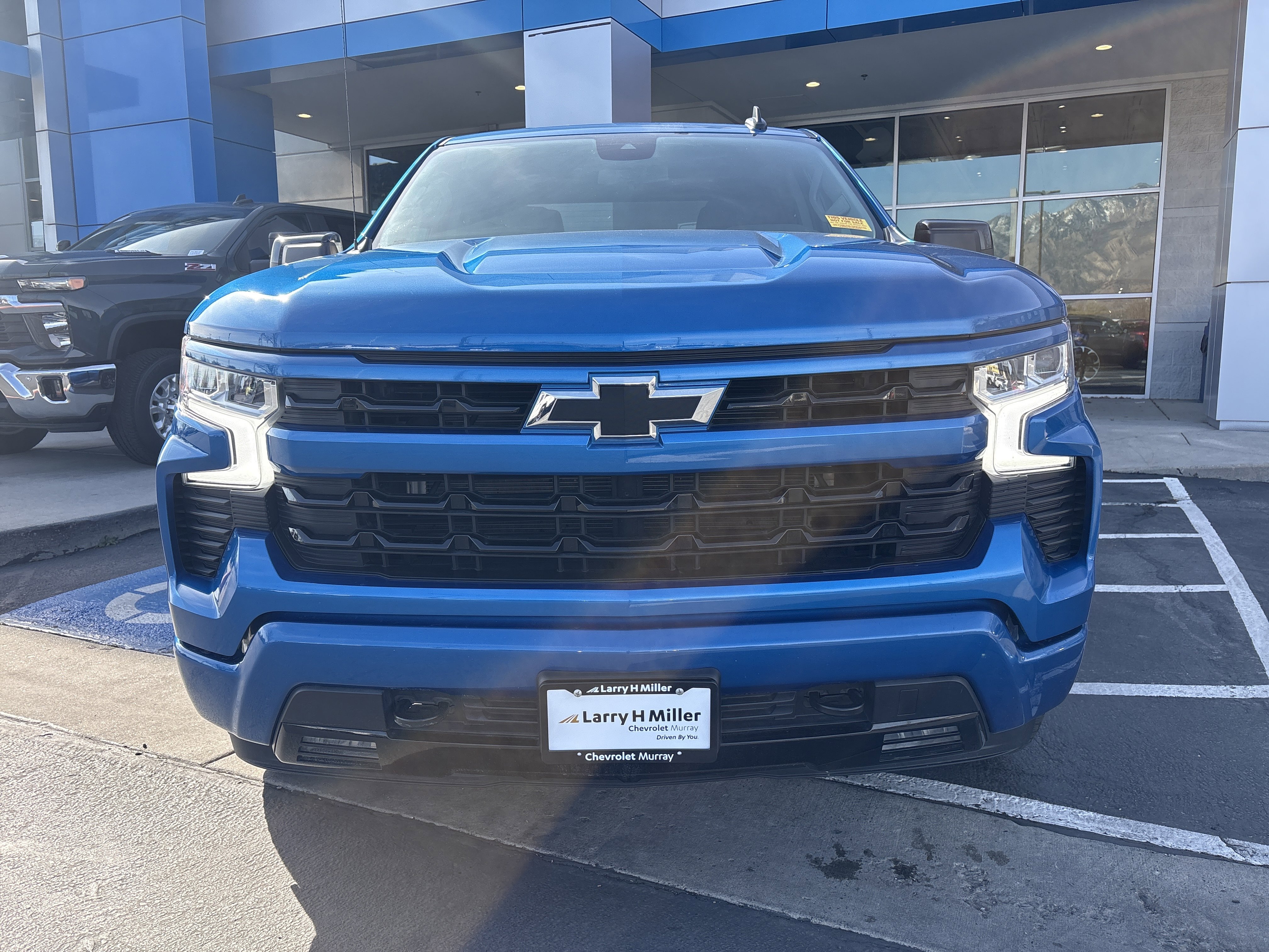 Used 2023 Chevrolet Silverado 1500 RST w/ Z71 Off-Road Package image 9