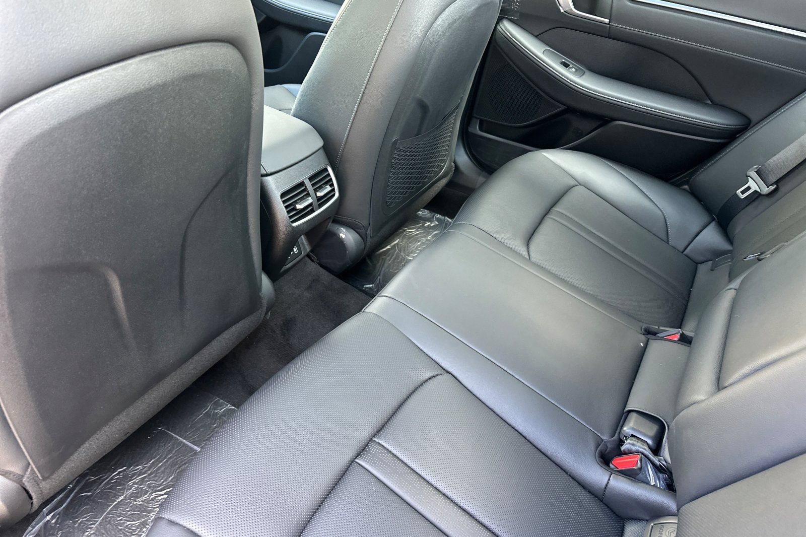 New 2026 Hyundai Sonata Limited FWD image 12