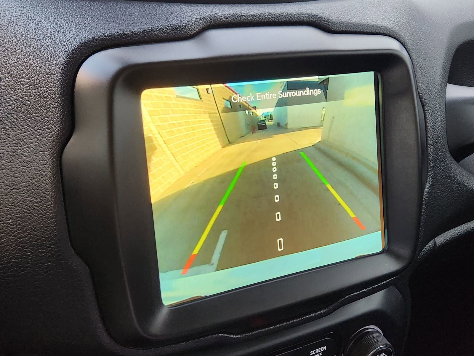 Used 2023 Jeep Renegade Latitude image 21