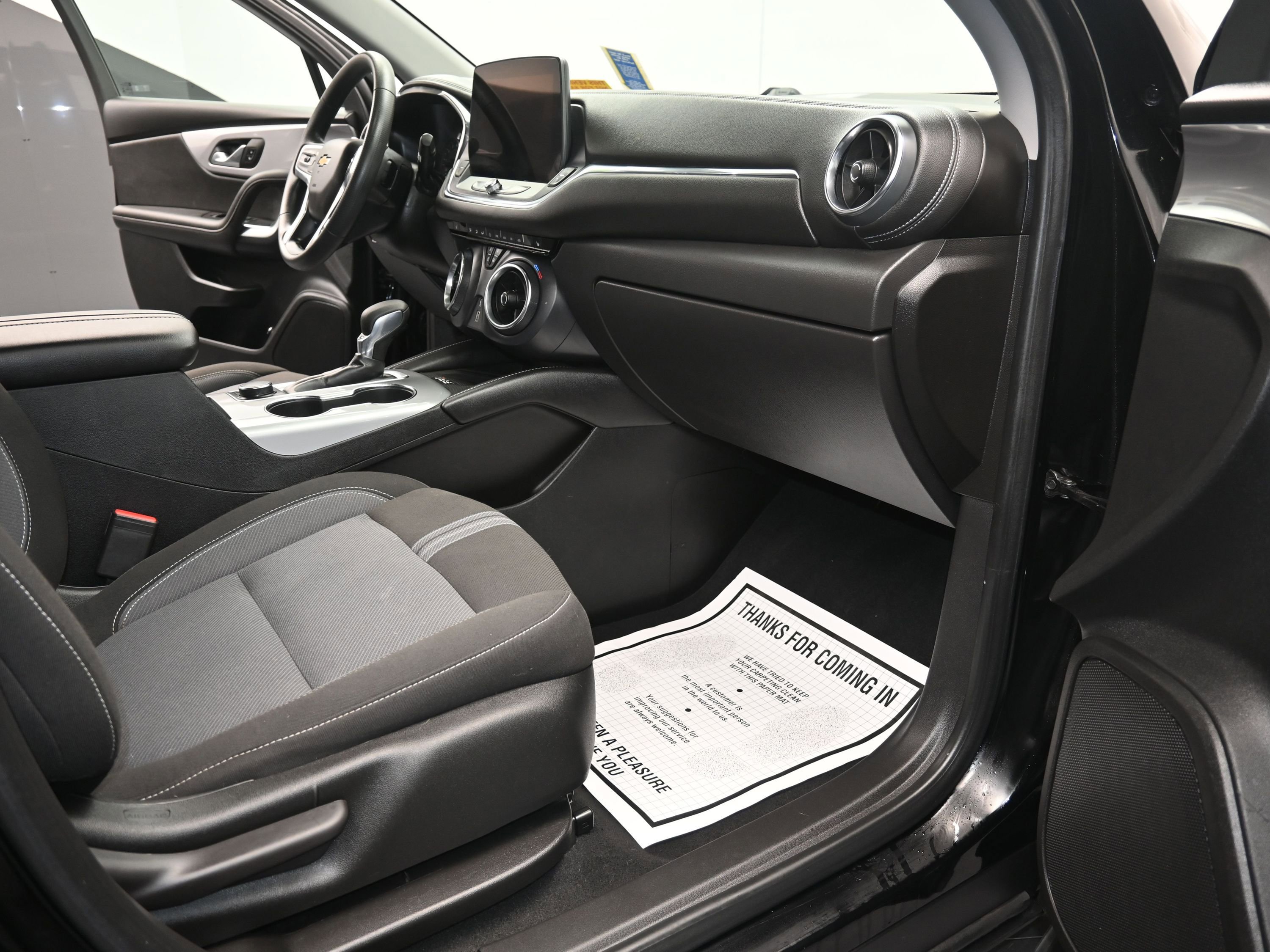 Used 2023 Chevrolet Blazer LT w/ Convenience Package image 29