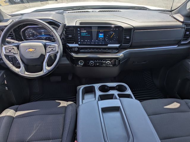 Used 2023 Chevrolet Silverado 1500 LT w/ Z71 Off-Road Package AWD/4WD image 16