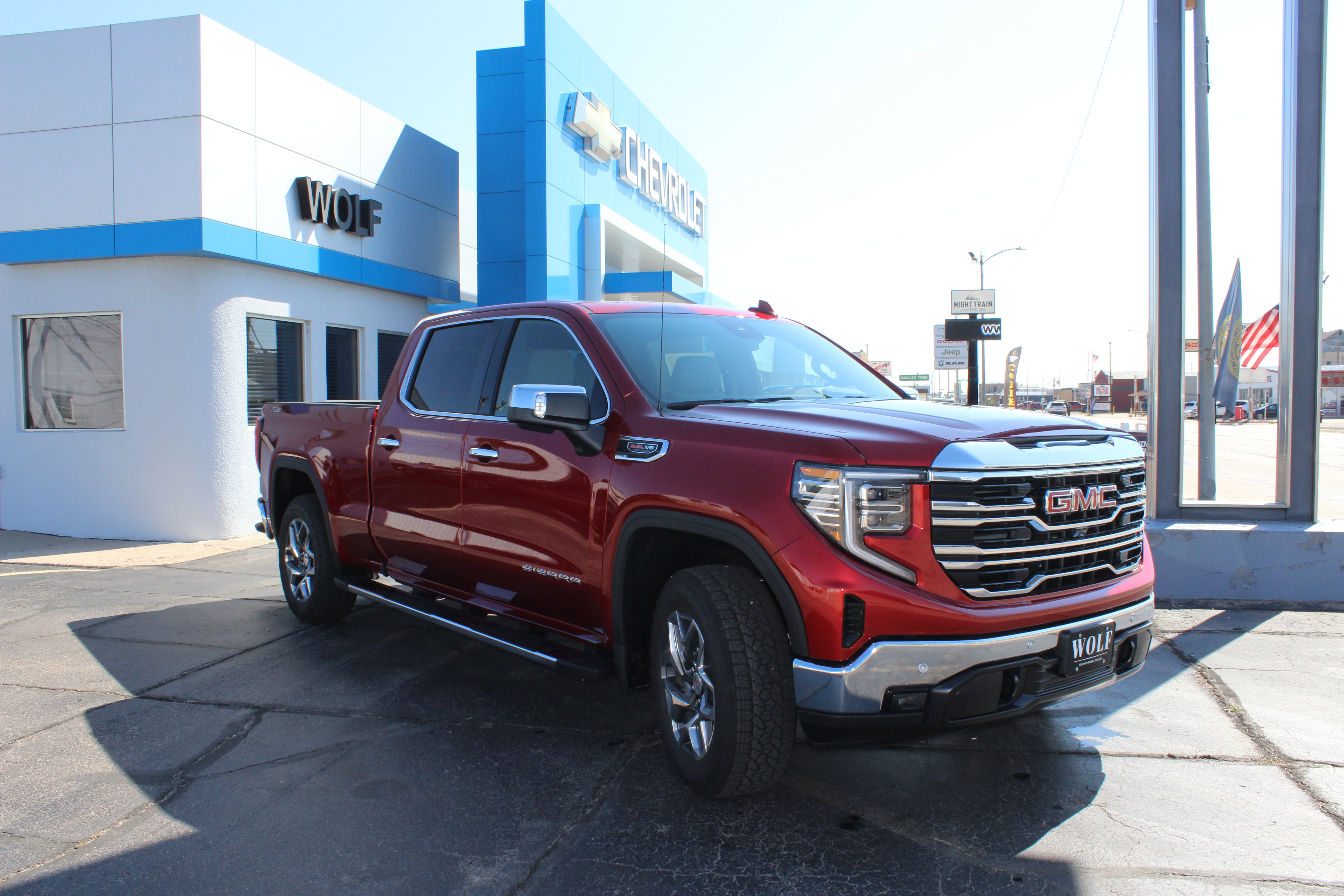 New 2026 GMC Sierra 1500 SLT w/ SLT Premium Package image 3