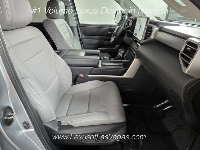 Used 2024 Toyota Sequoia SR5 w/ SR5 Premium Package AWD/4WD image 22