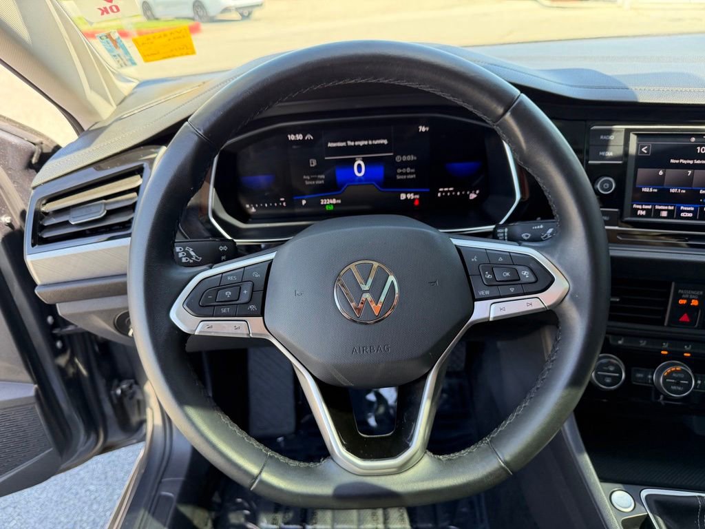 Used 2024 Volkswagen Jetta SE FWD image 22