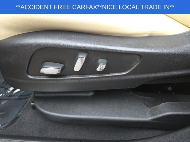 Used 2018 Cadillac XT5 Luxury image 26