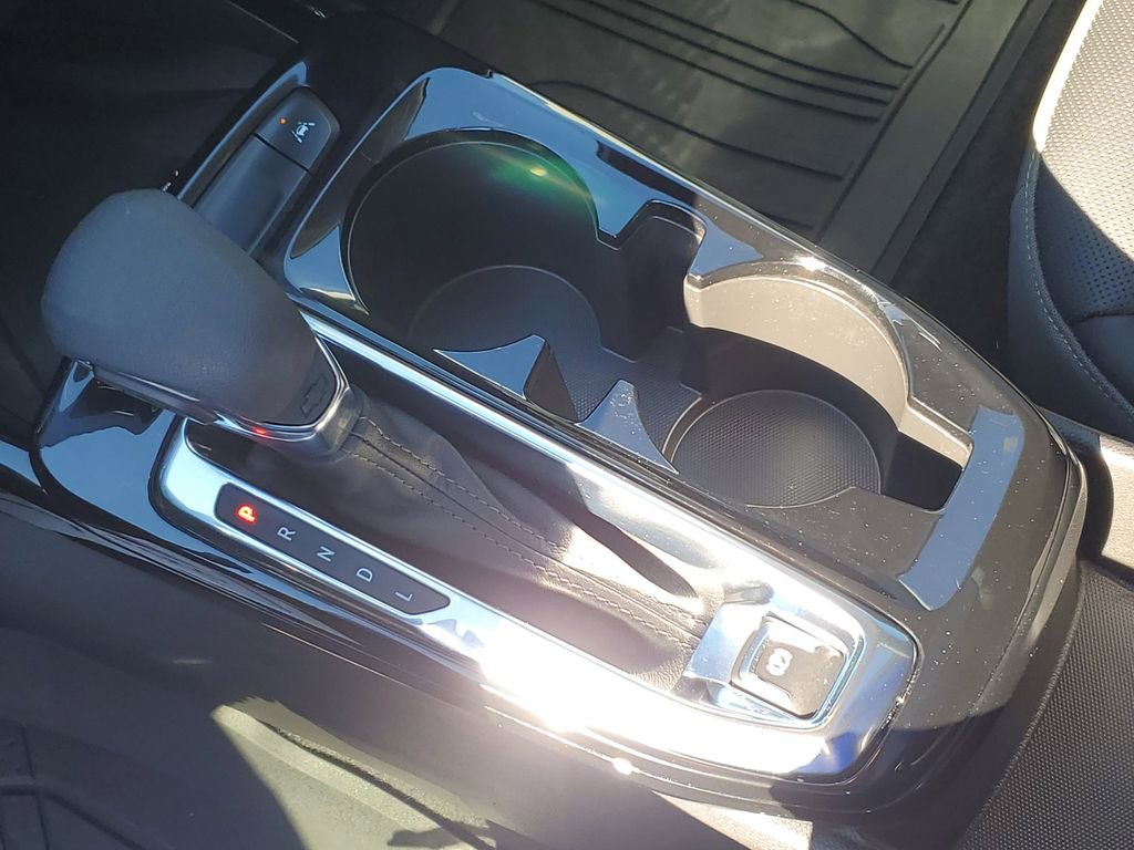 Used 2025 Chevrolet Trax ACTIV w/ Sunroof Package image 25