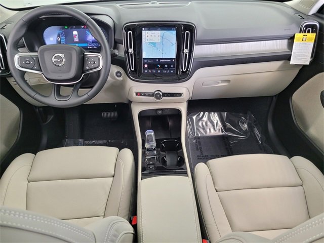 New 2026 Volvo XC40 B4 Plus w/ Climate Package image 12