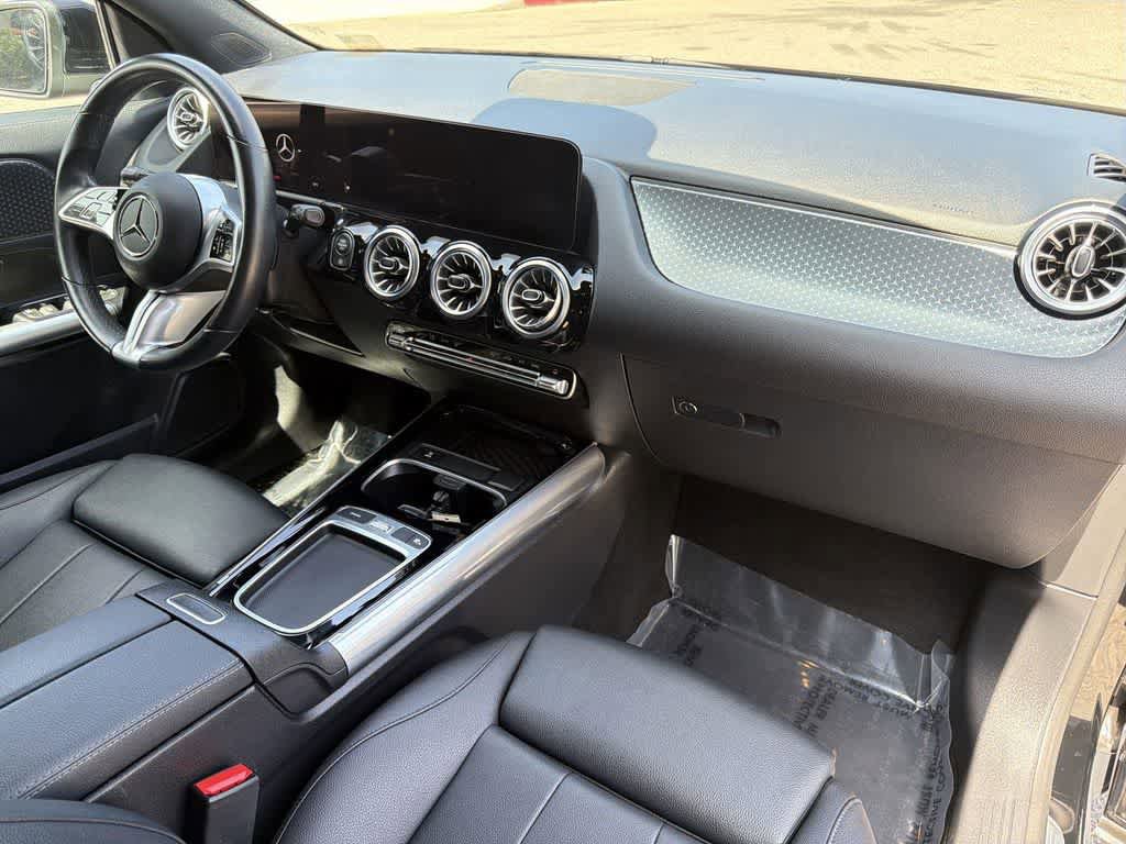Used 2025 Mercedes-Benz GLA 250 4MATIC image 42
