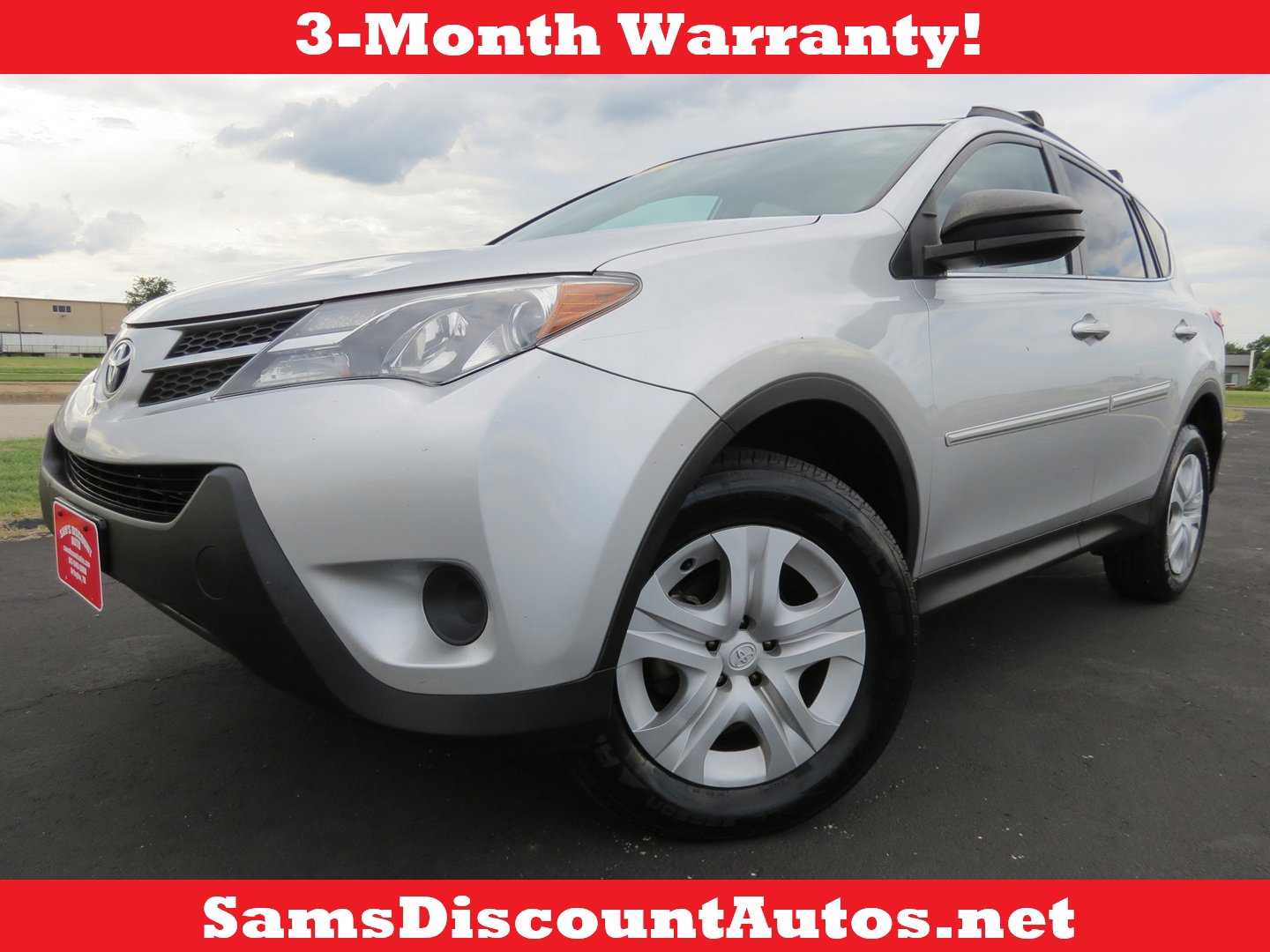 Used 2013 Toyota RAV4 LE FWD image 1