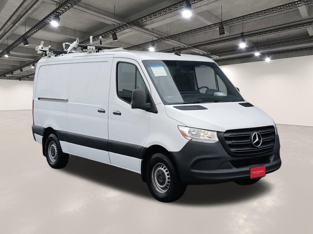 Used 2021 Mercedes-Benz Sprinter 2500 image 2