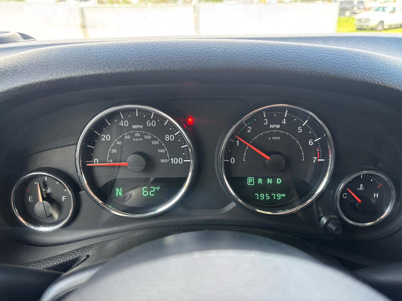 Used 2016 Jeep Wrangler Unlimited Sahara w/ Dual Top Group AWD/4WD image 19