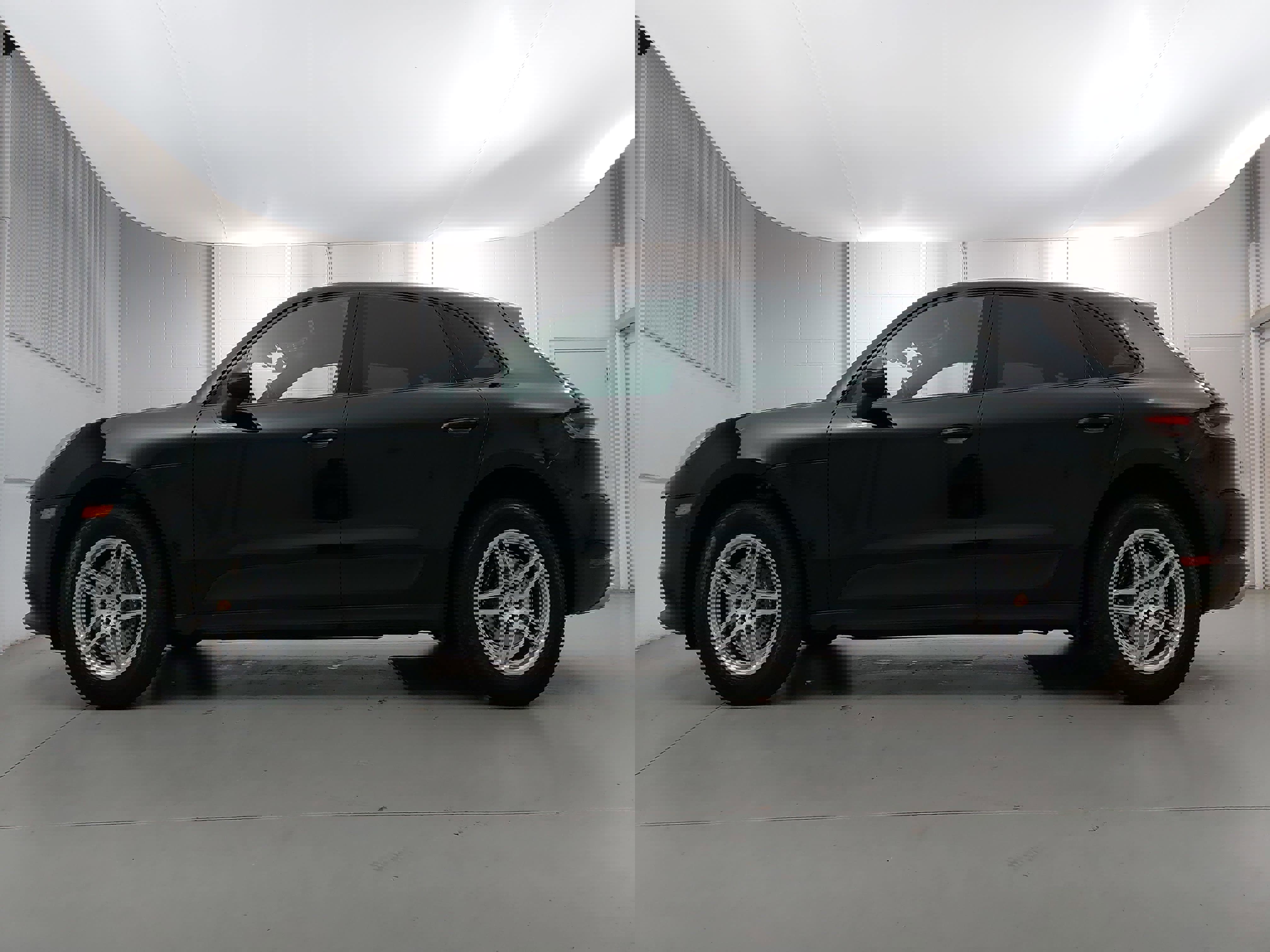 Certified 2021 Porsche Macan image 2