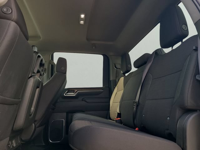 Used 2025 Chevrolet Silverado 2500 LT AWD/4WD image 11
