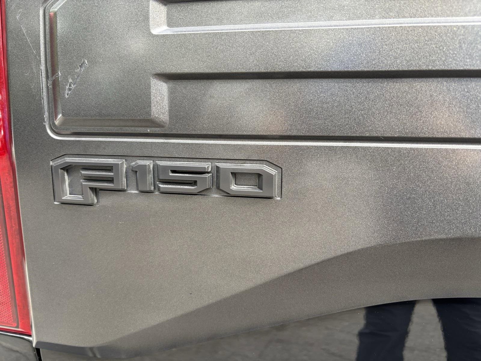 Used 2018 Ford F150 Raptor w/ Equipment Group 802A Luxury image 11