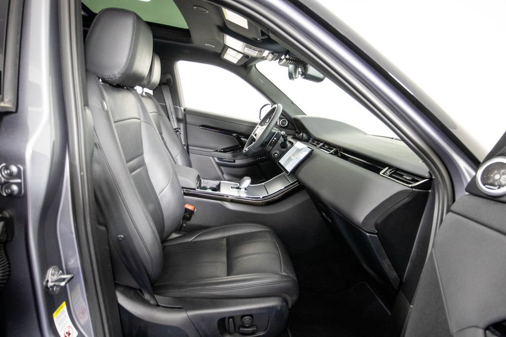 Used 2024 Land Rover Range Rover Evoque S AWD/4WD image 11
