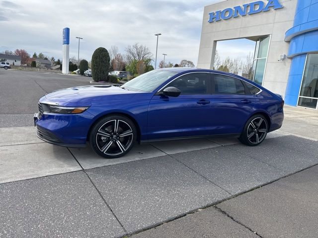 Used 2025 Honda Accord Sport image 13