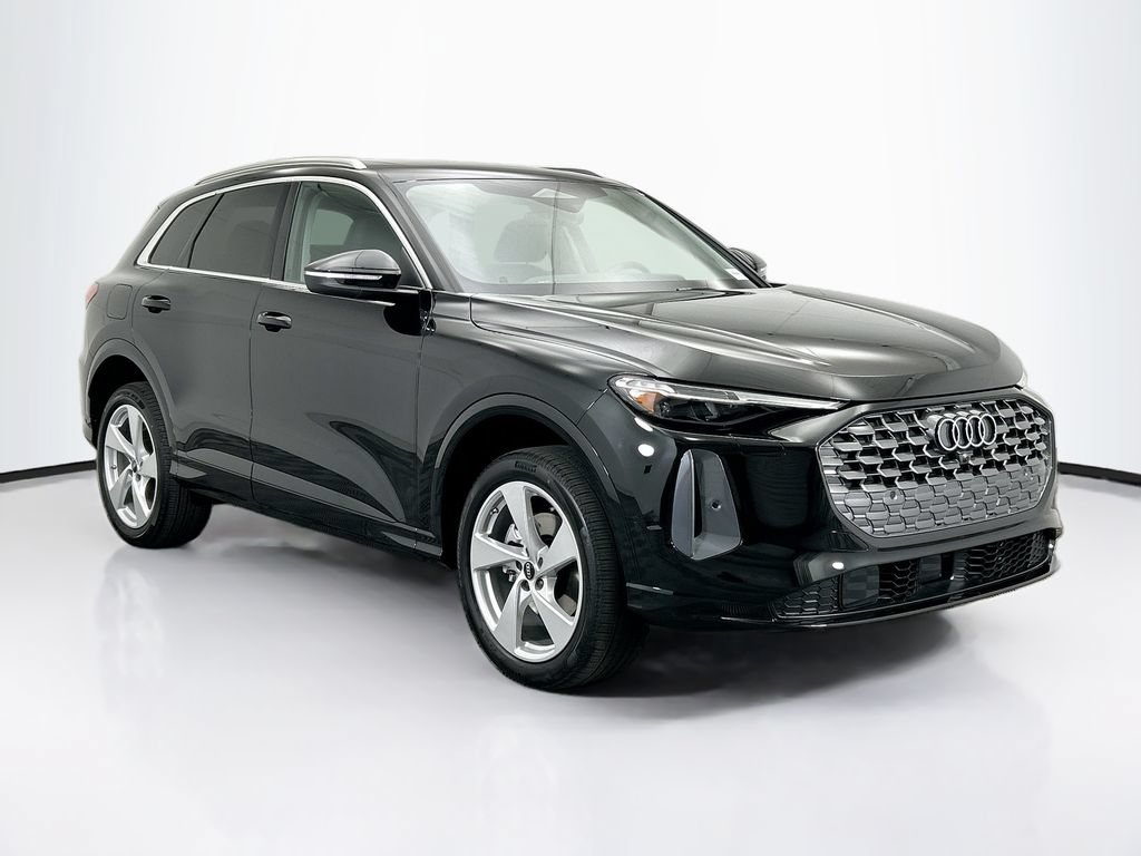 Used 2025 Audi Q5 Premium Plus AWD/4WD image 3