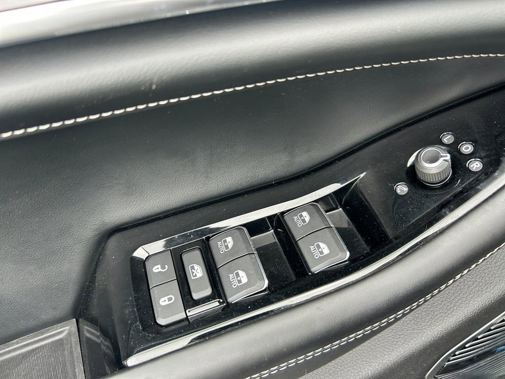 Used 2021 Jeep Grand Cherokee L Overland w/ Luxury Tech Group IV image 23