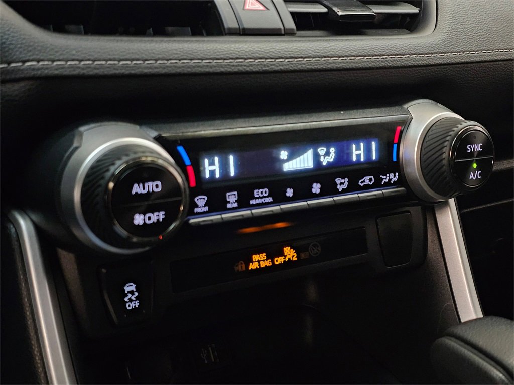 Used 2023 Toyota RAV4 LE image 28