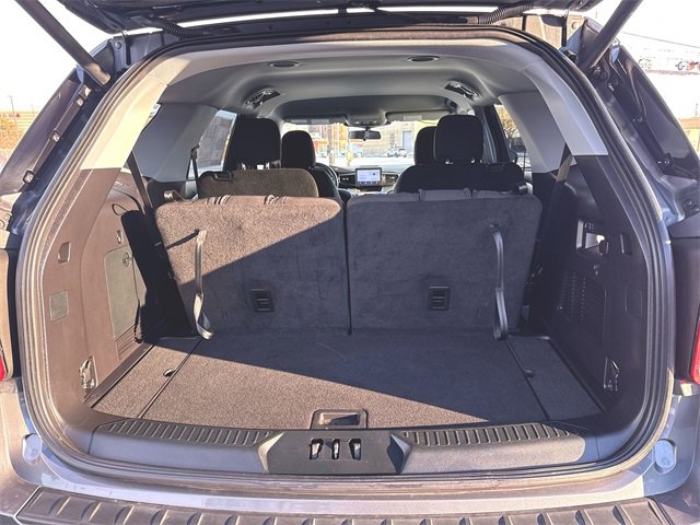 Used 2021 Ford Explorer XLT image 24