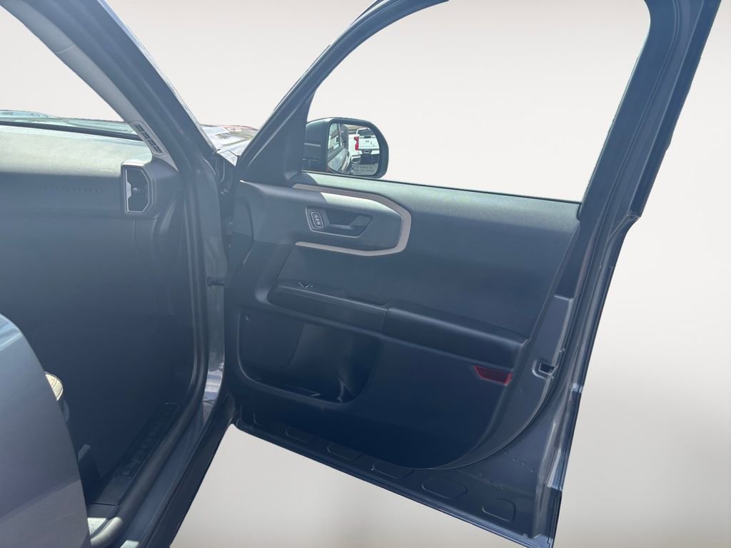 Used 2025 Ford Bronco Sport Big Bend w/ Convenience Package image 12