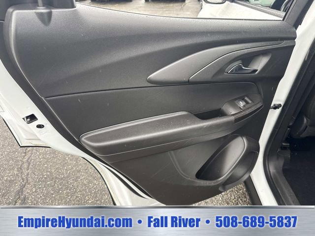 Used 2024 Chevrolet TrailBlazer RS w/ Driver Confidence Package AWD/4WD image 16
