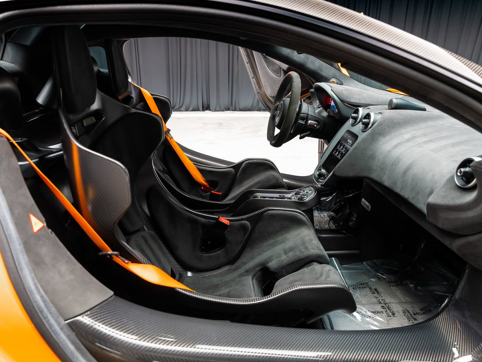 Used 2020 McLaren 620R RWD image 54