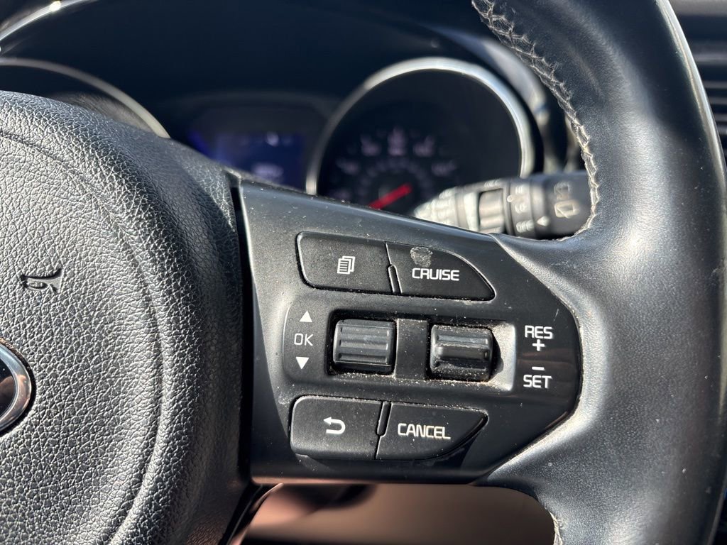 Used 2018 Kia Sedona EX FWD image 16