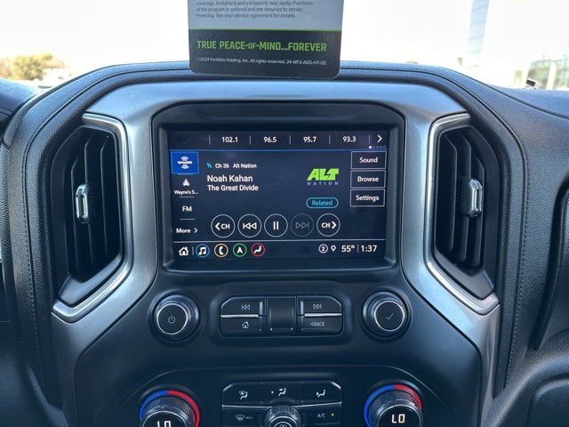 Used 2021 Chevrolet Silverado 2500 LTZ w/ LTZ Convenience Package image 31