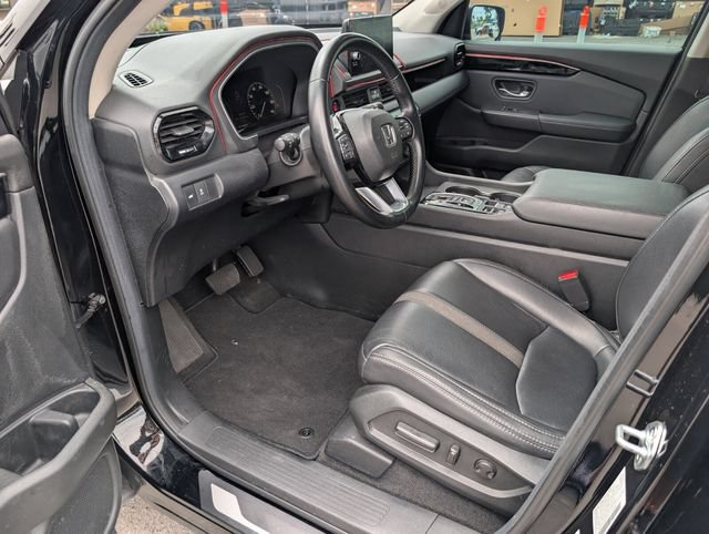 Used 2025 Honda Pilot EX-L image 10