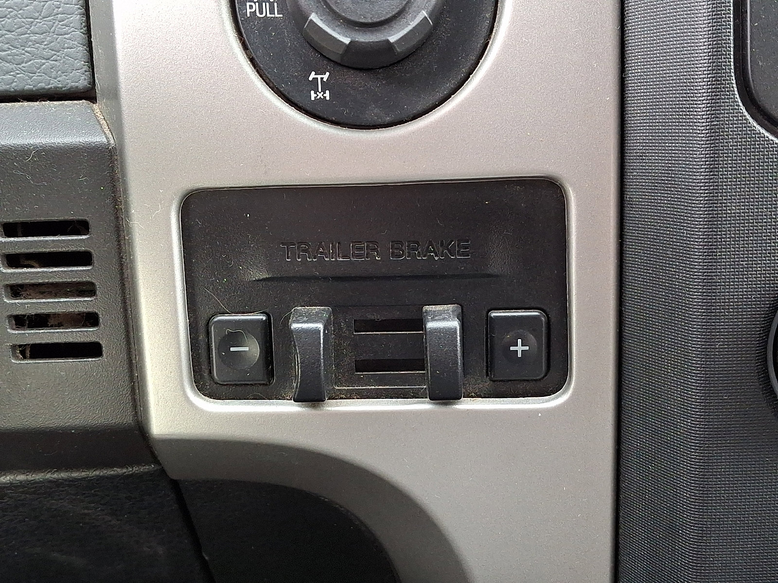 Used 2014 Ford F150 XLT w/ Equipment Group 302A Luxury image 28