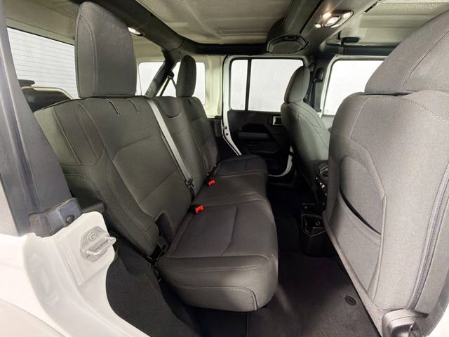 Used 2023 Jeep Wrangler Sahara w/ Cold Weather Group image 27