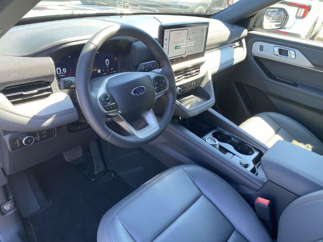 New 2027 Ford Explorer Active w/ Active Comfort Package RWD image 10