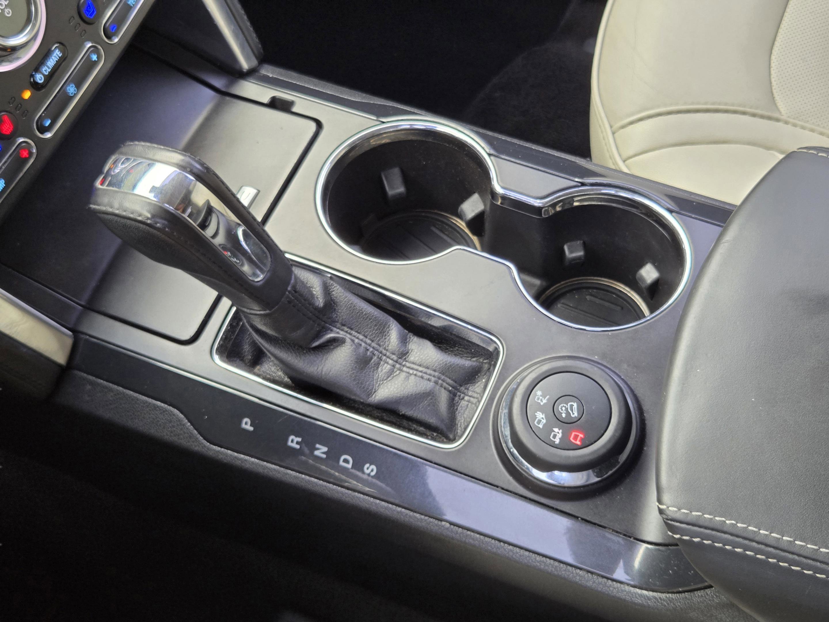 Used 2017 Ford Explorer Platinum AWD/4WD image 16