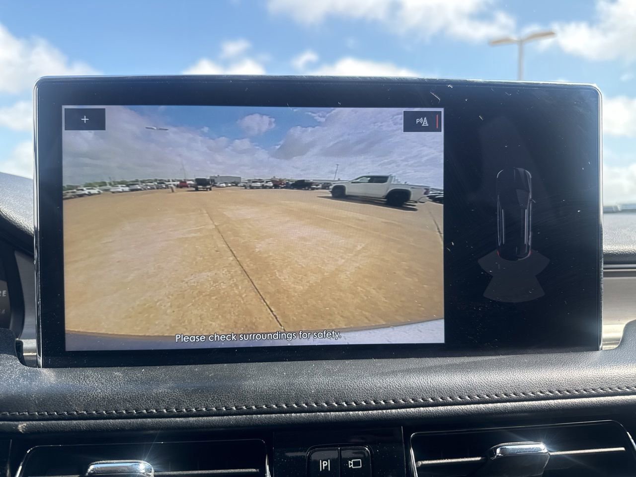 Used 2022 Lincoln Nautilus FWD w/ Premium Package image 44