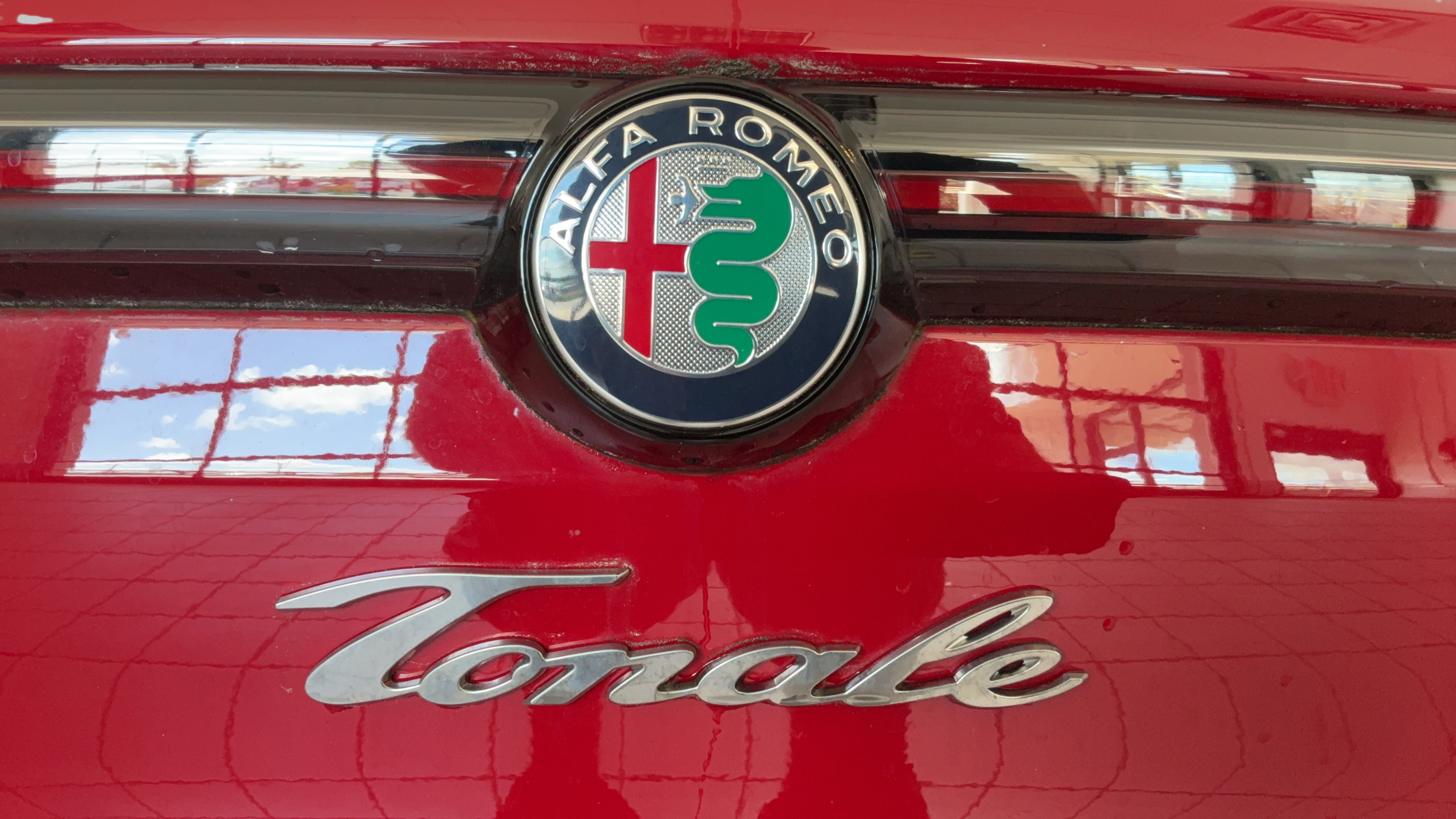 Used 2024 Alfa Romeo Tonale Veloce w/ Active Assist Package AWD/4WD image 45