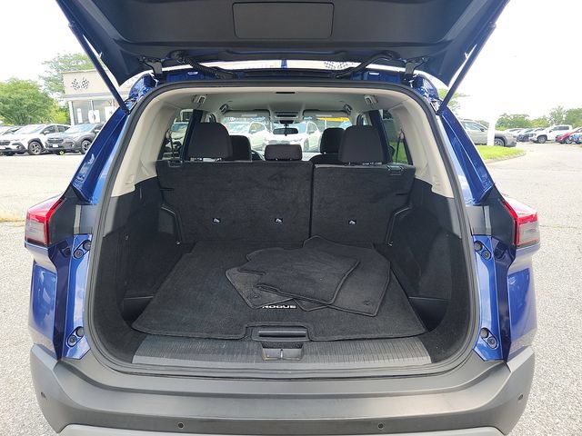 Used 2023 Nissan Rogue SV FWD image 28