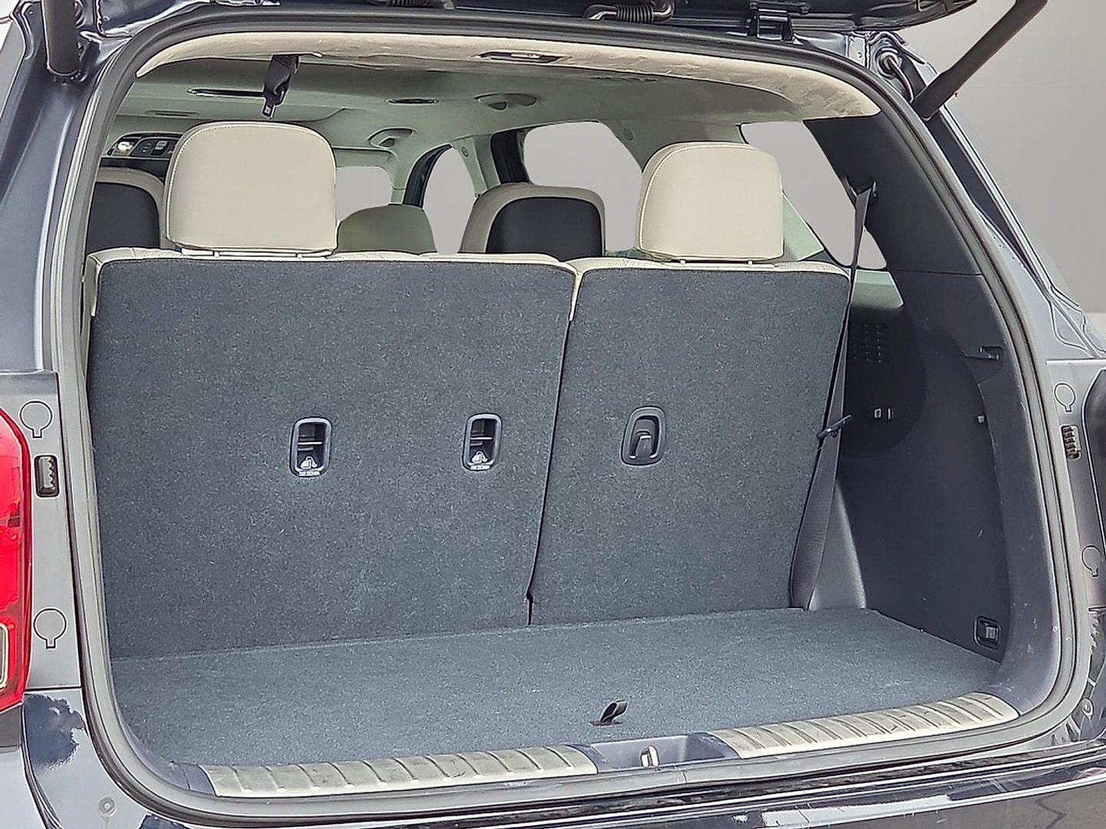 Used 2024 Hyundai Palisade Calligraphy image 9